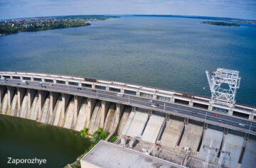 Hydroelectric-power-station-in-zaporozhye